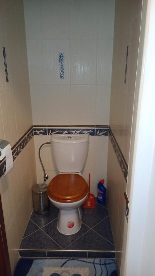 Wolf Apartman Pokojne Ubytovanie V Povazskej Bystrici Ticha Lokalita S Parkovanim Vsade Blizko Vhodne Pre Pracovne Cesty Turistiku Aj Oddych Plne Vybavena Kuchyna Povazska Bystrica Exterior photo